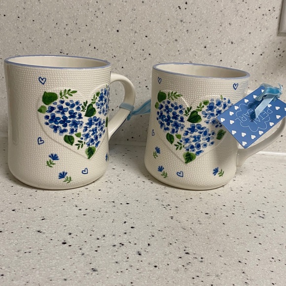NWT.  Set of 2, Petal and Pearl, 24oz., ceramic mugs. - Picture 10 of 15